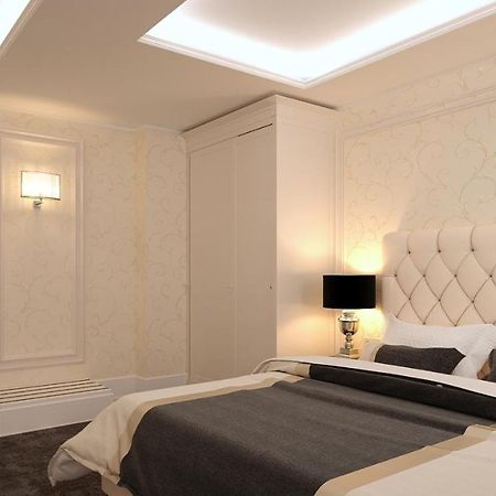 Boutique Hotel And Spa Tsarevets Veliko Tărnovo Esterno foto